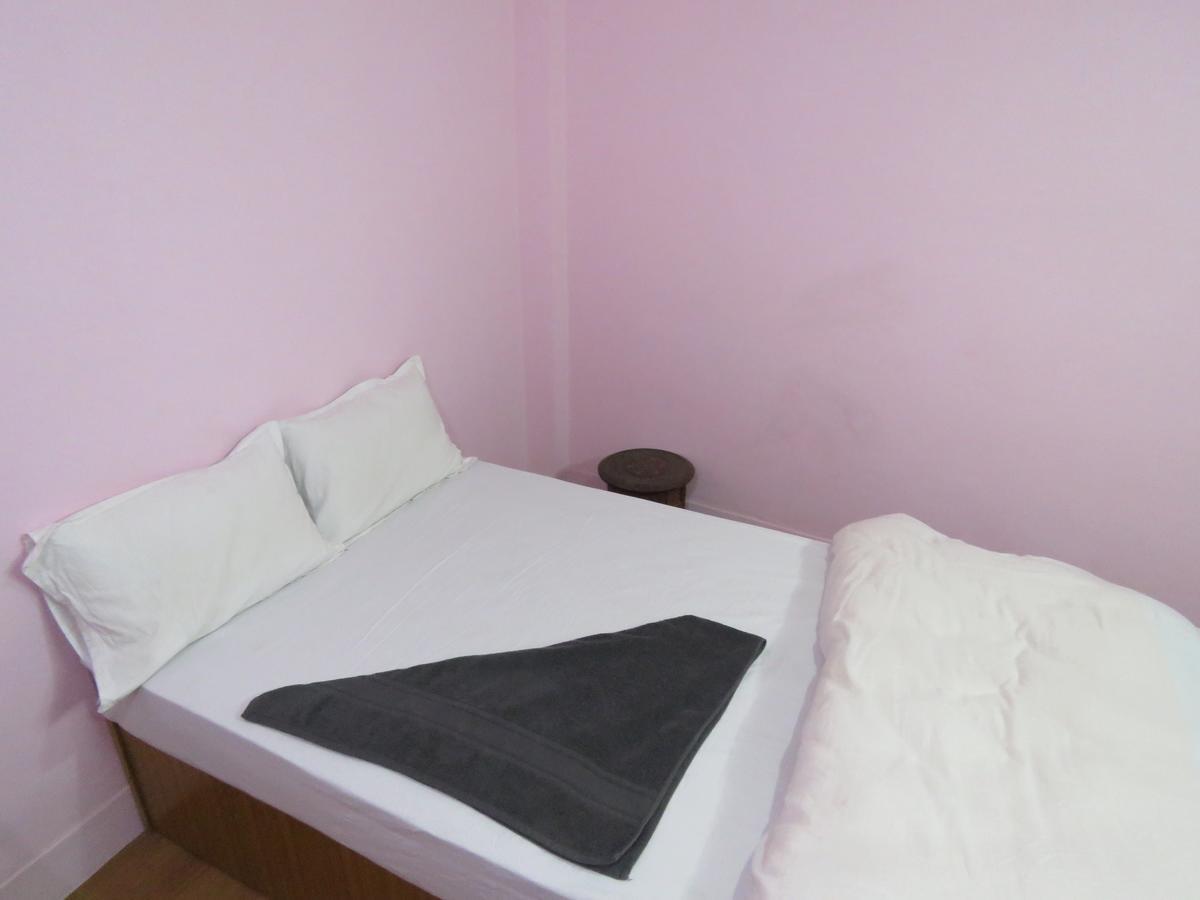 Friend'S Guest House Bhatgoan Esterno foto